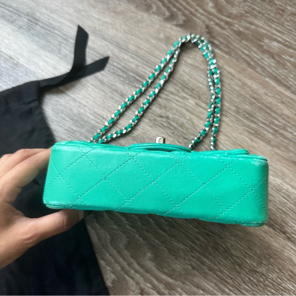 Chanel Extra Mini Flap Bag Turquoise Green Single Flap Lambskin Quilted Leather - Picture 5 of 15